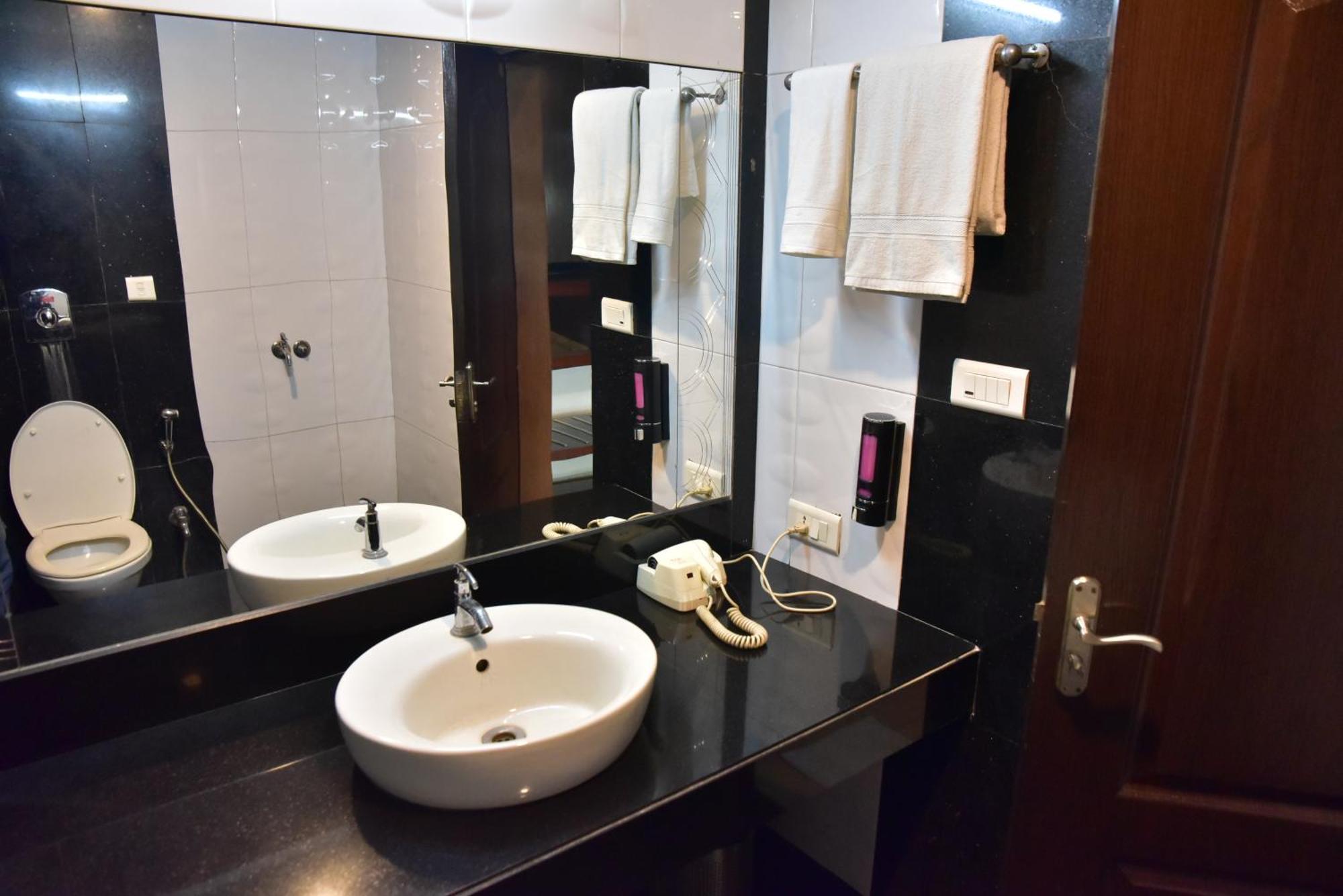 Hotel Ambassador Chocolate Inn Kalyani Exterior photo