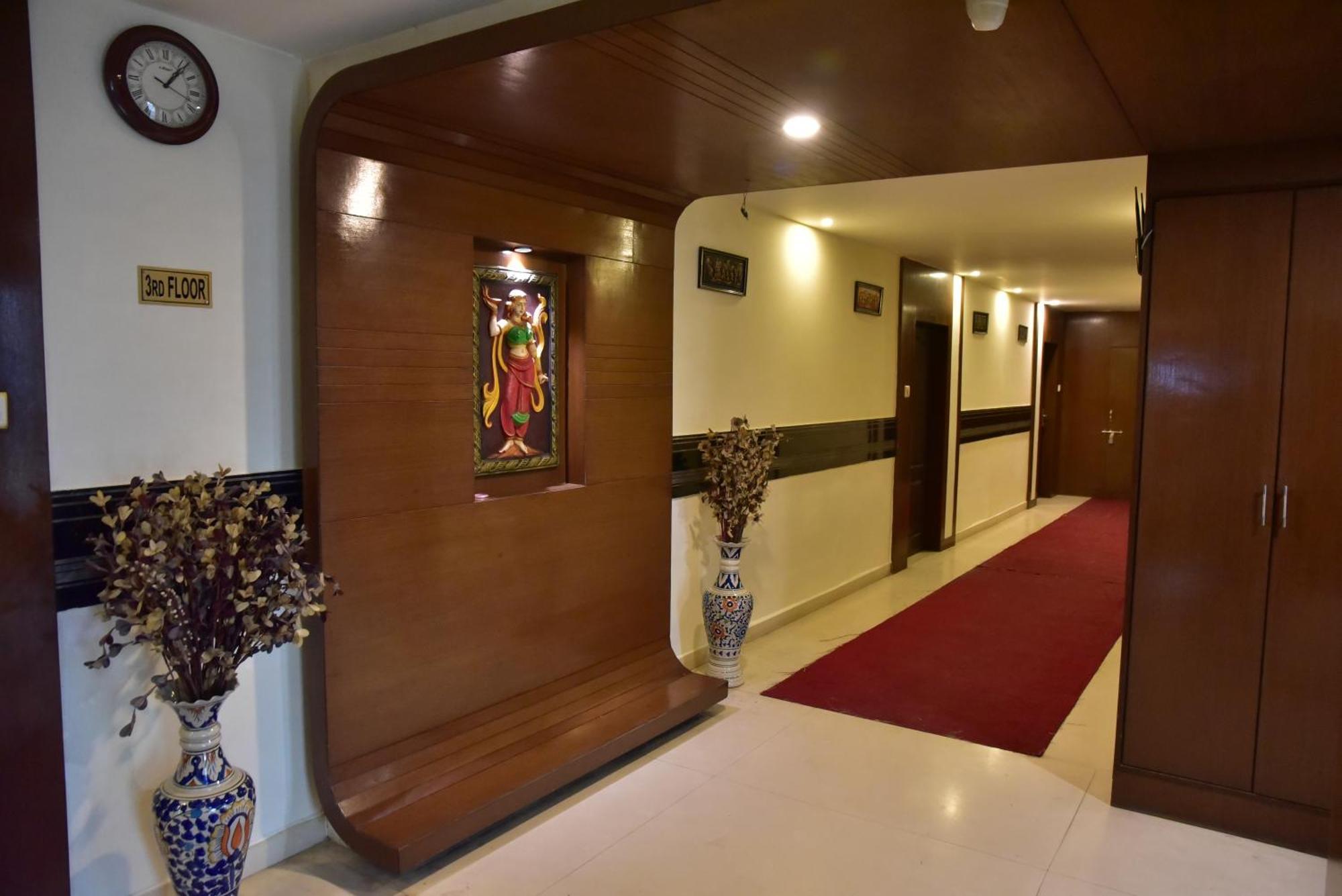 Hotel Ambassador Chocolate Inn Kalyani Exterior photo